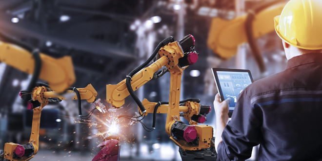 Endüstriyel Otomasyon ve Karanlık Fabrikalar